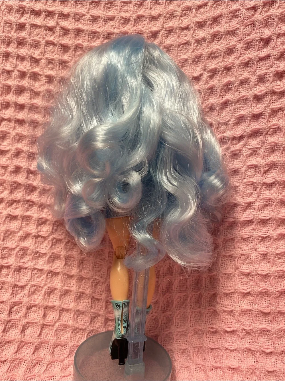 Rainbow High -  Gabriella Icely doll Long Blue Hair and icy blue clothing